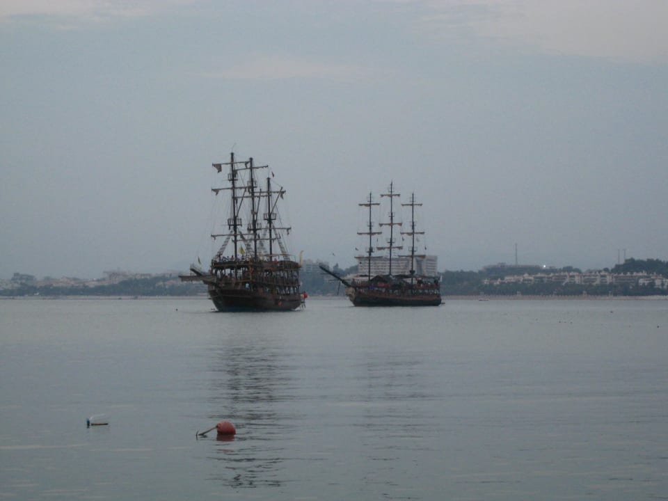 Прогулочные корабли Side Star Elegance