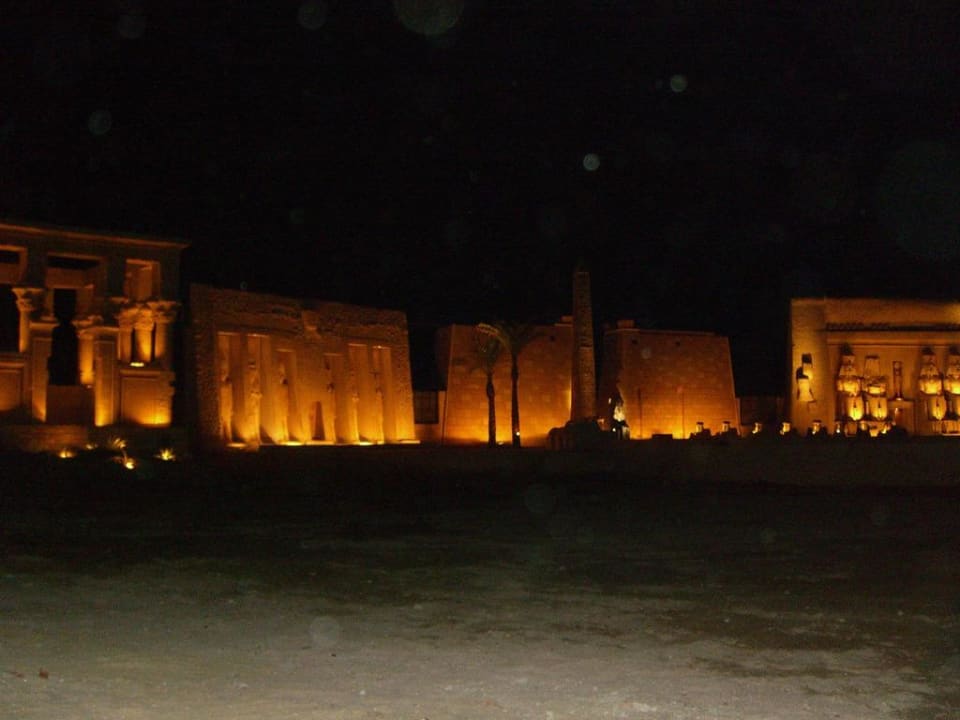 Show-Arena Pickalbatros Alf Leila Wa Leila Resort - Neverland Hurghada