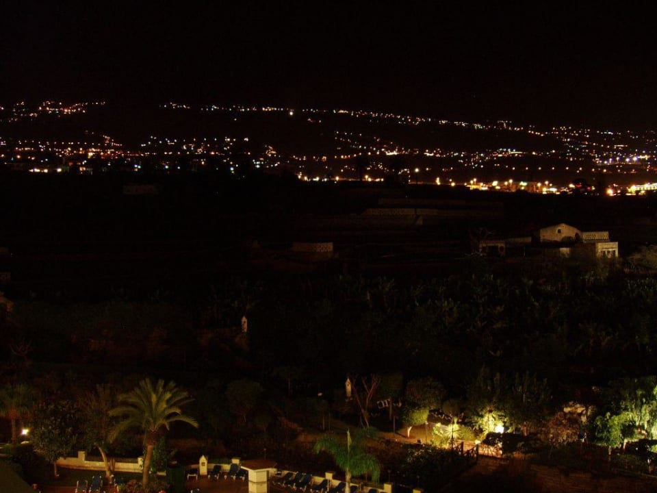 Ausblick Richtung Westen bei Nacht BLUESEA Costa Jardin Spa
