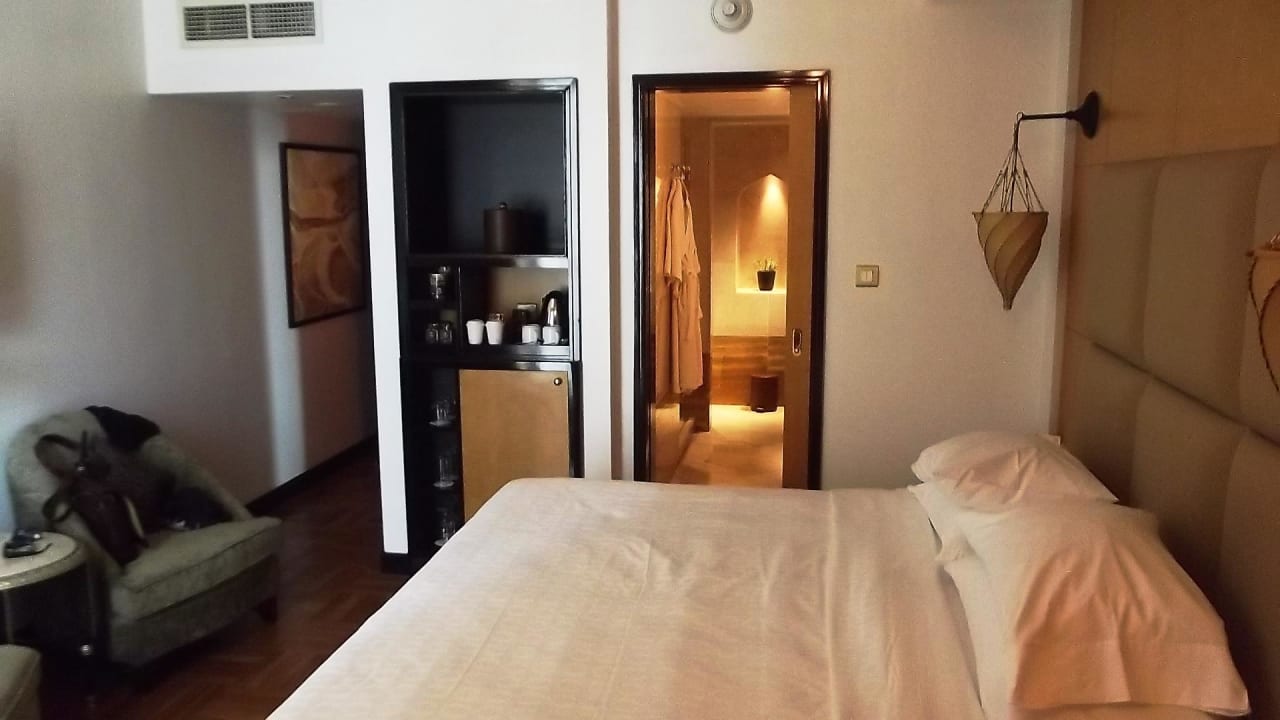 Gesamtübersicht Zimmer Sheraton Hotel & Resort Abu Dhabi