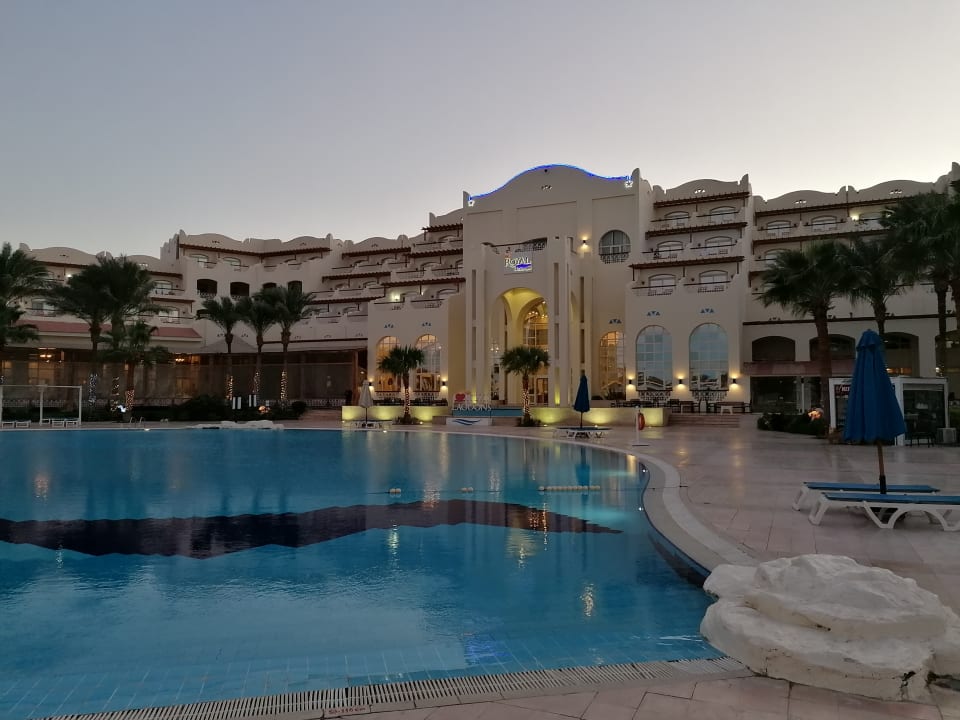 Außenansicht Royal Lagoons Resort & Aqua Park