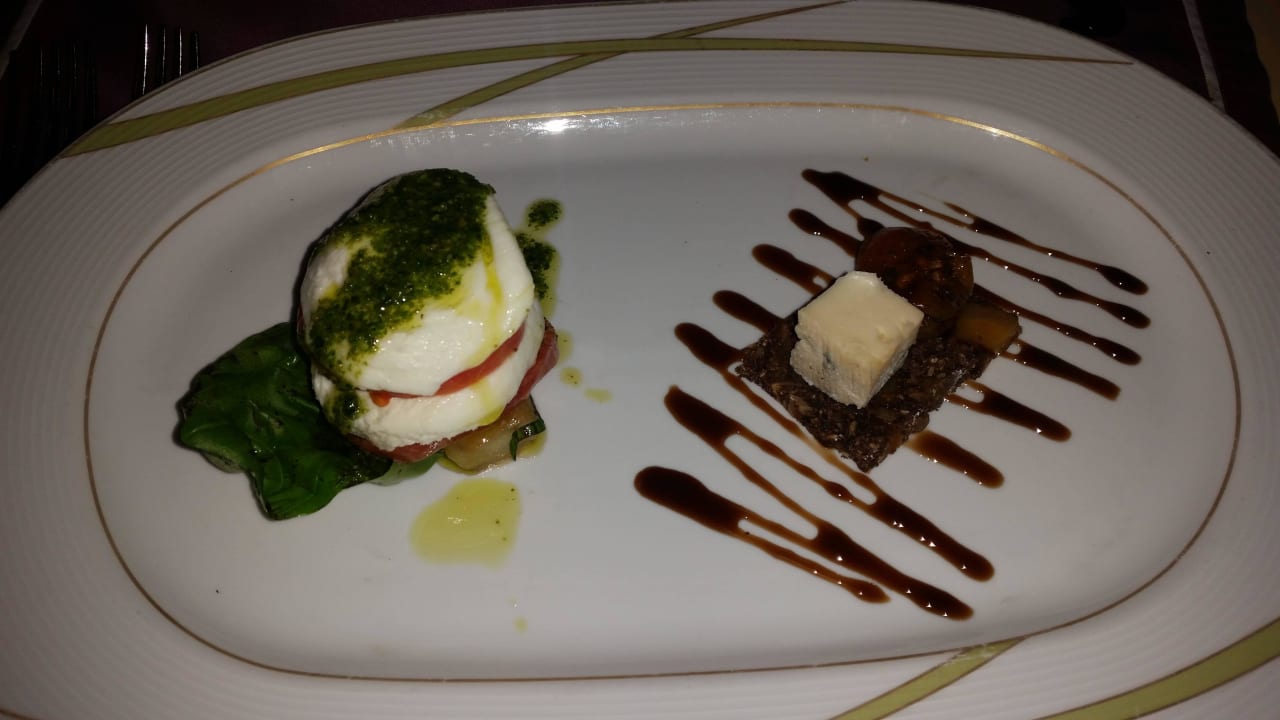 Tomate Mozzarella Limak Lara Deluxe Hotel & Resort