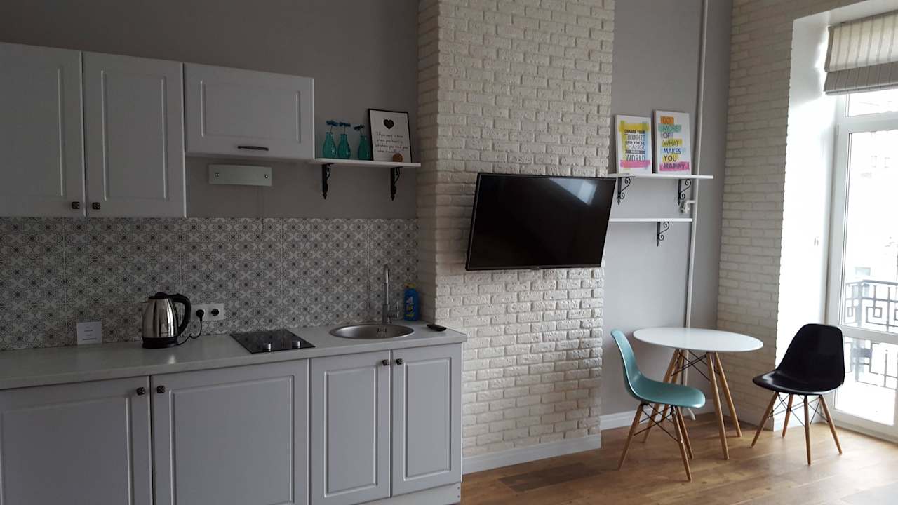 Küchenzeile, TV und Sitzecke Partner Guest House Saksahanskogo Street