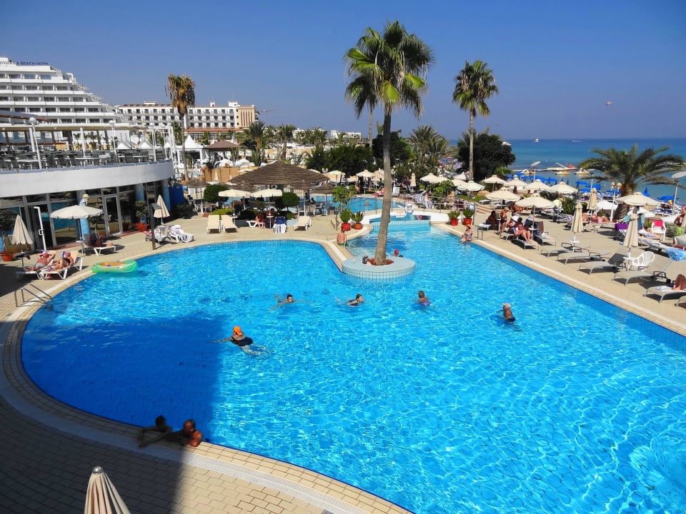 Außenpool Hotel Sunrise Beach