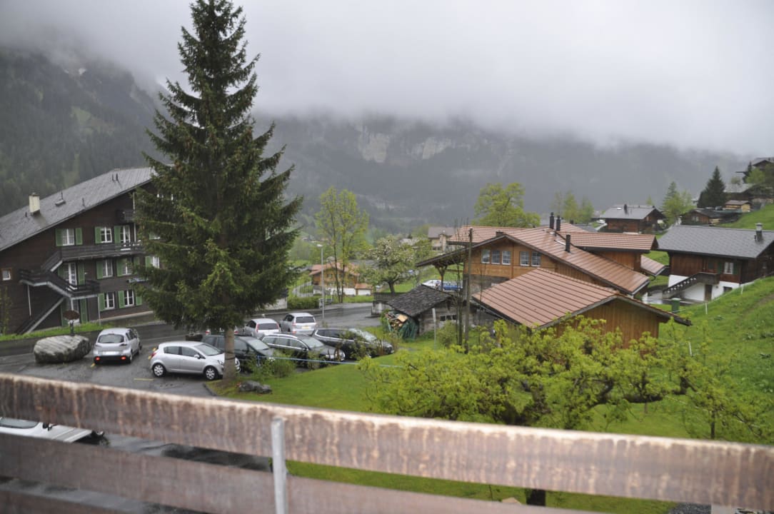 Ausblick aus dem Balkon Hotel Lauberhorn