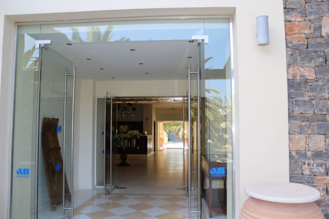 Und rein mit uns Hotel Aphrodite Beach Club
