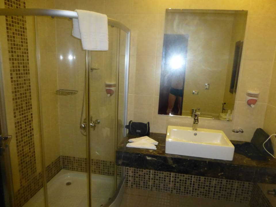 Bad Beach Safari Nubian Resort