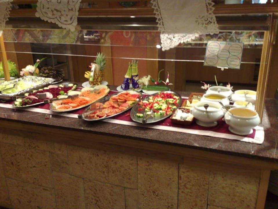 Buffet Valentin Somni Hotel & Suites