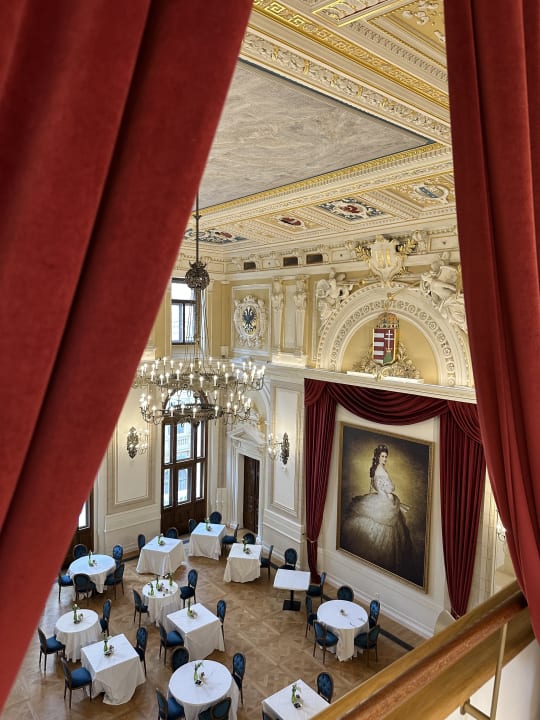 Gastro Aurea Ana Palace Hotel