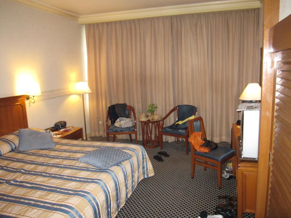 Zimmer The Tawana Bangkok