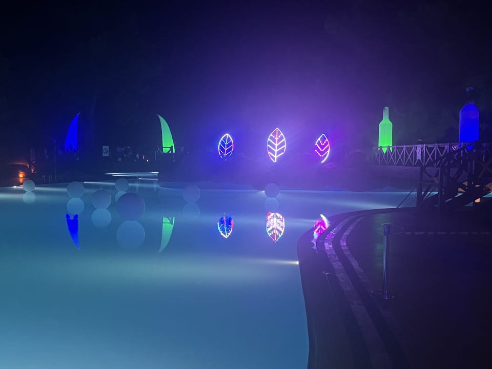 Pool Blue Waters Club