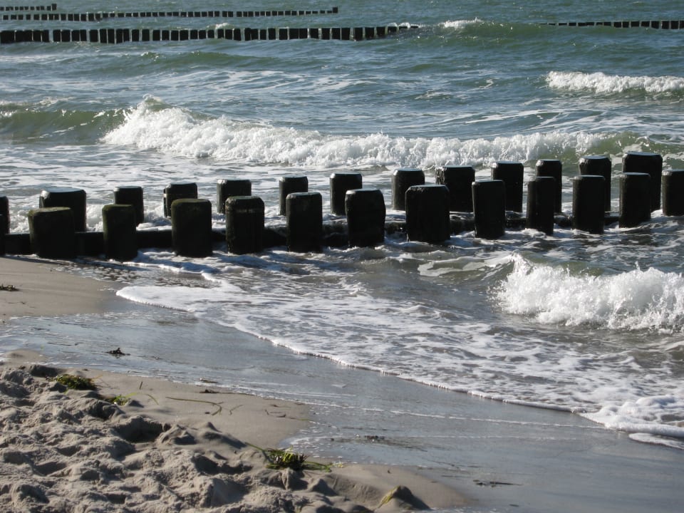 Strand Elbotel Rostock by Centro