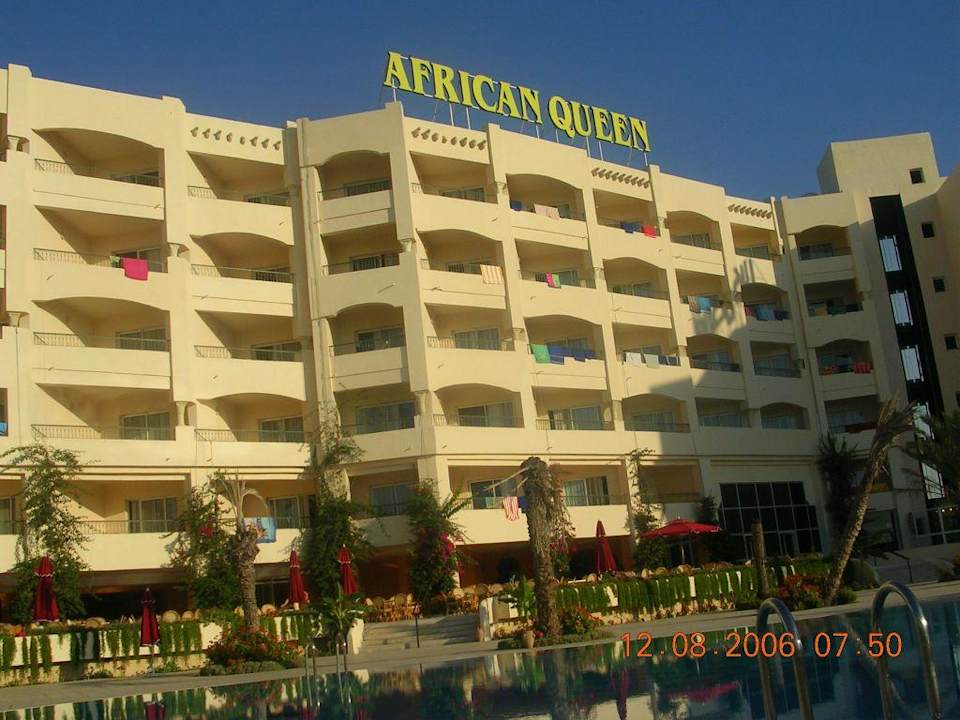 Hotel African Queen aus der Gartenperspektive Hotel African Queen