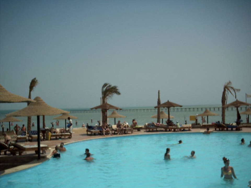 Pool am Strand Riviera Aqua Park Resort