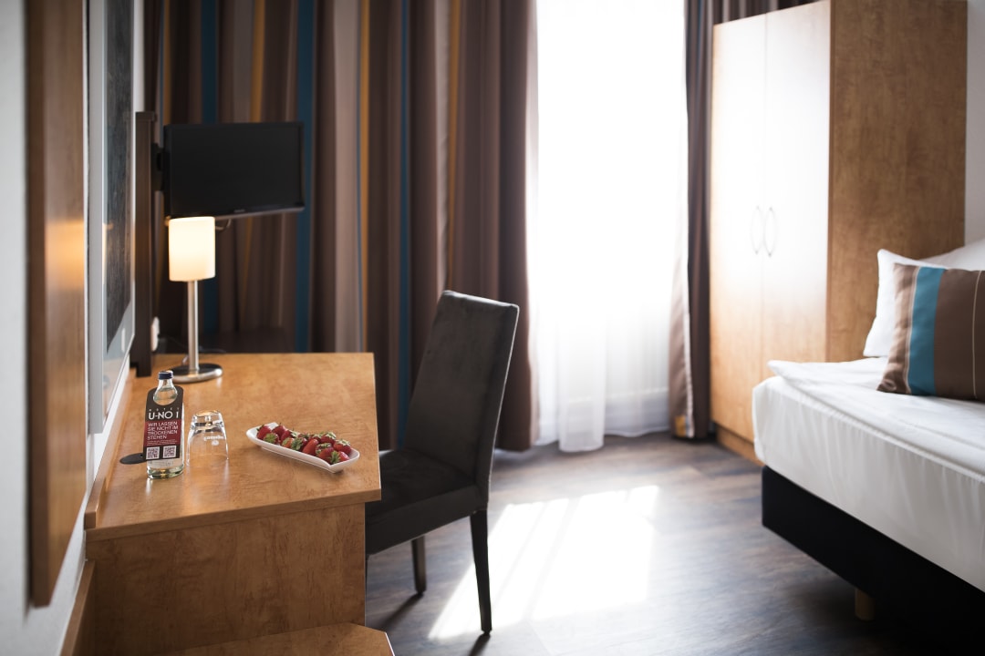 Zimmer Hotel U-NO1