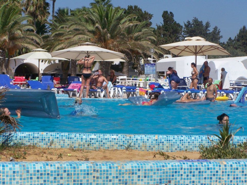 Der Pool Samira Club
