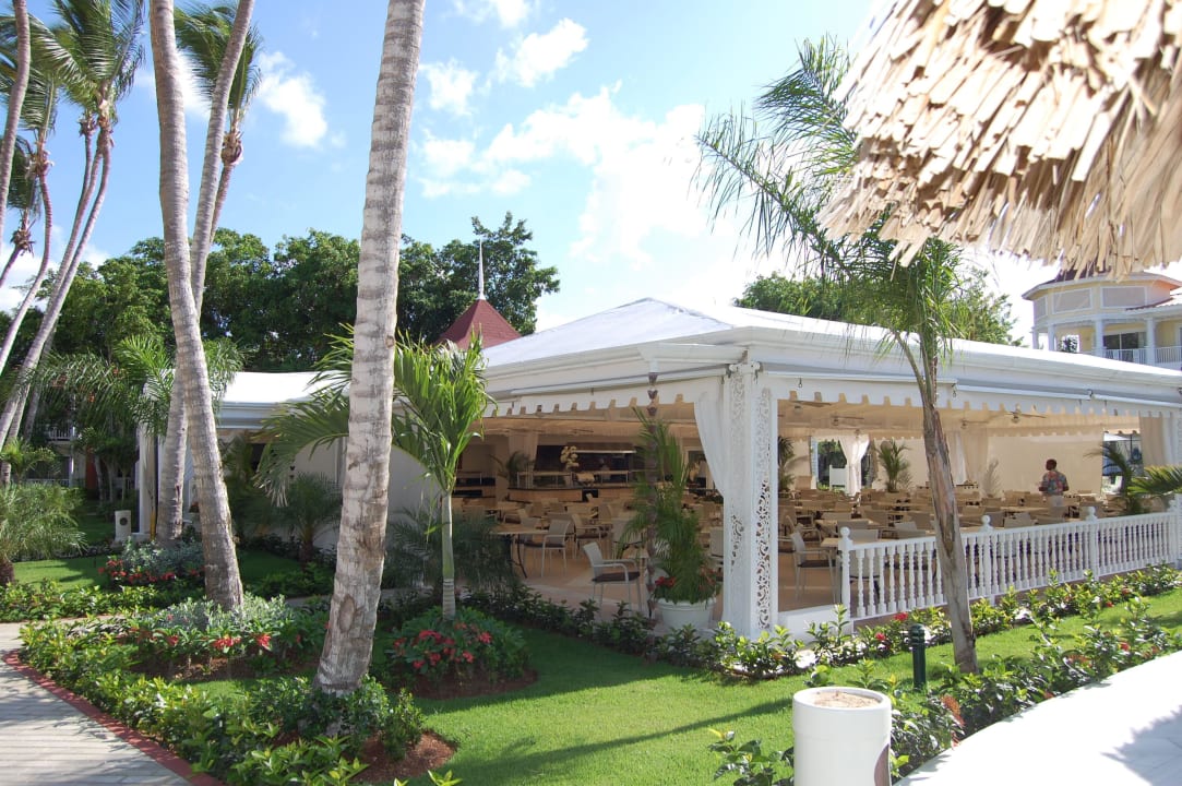 Lunch-bar Bahia Principe Luxury Bouganville