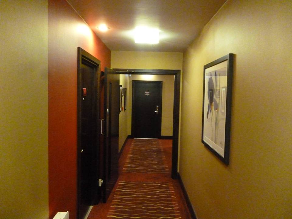 Korytarz Crowne Plaza London - Gatwick Airport