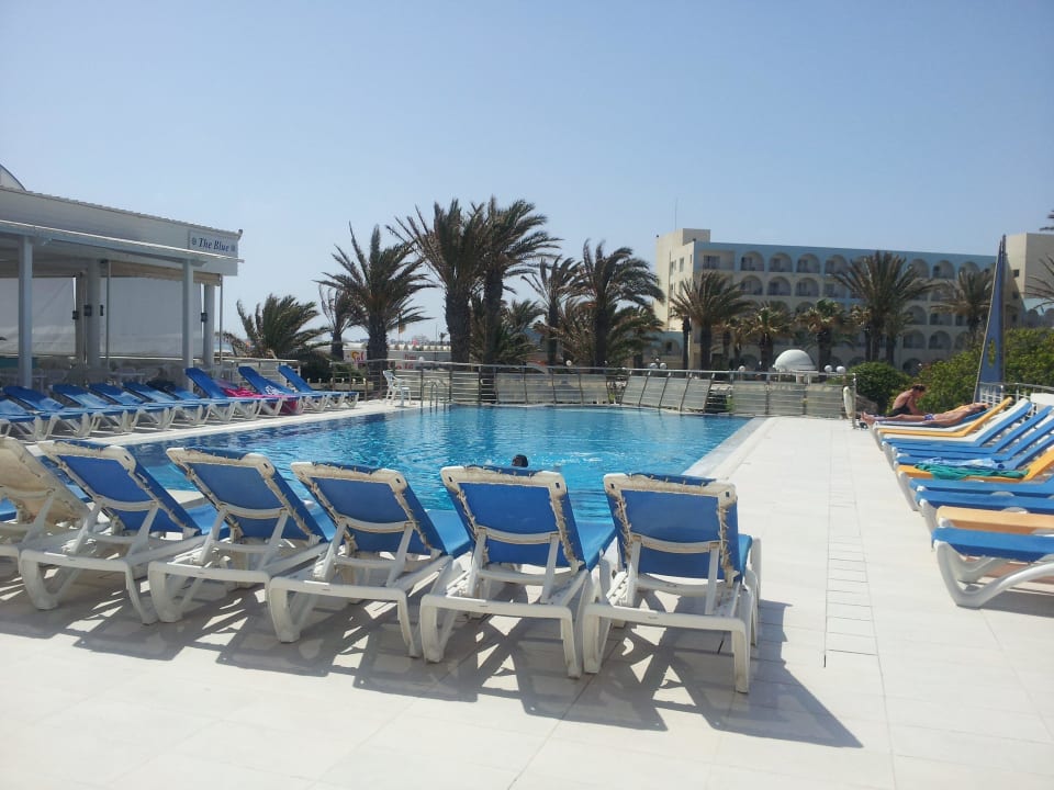 Kleiner Pool El Mehdi Beach Resort