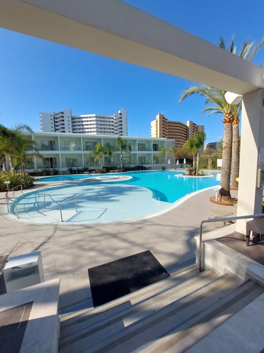 Pool BG Hotel Caballero