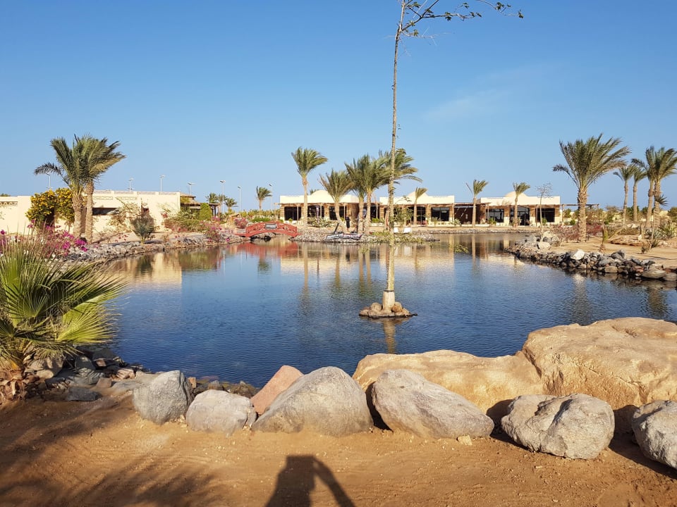 Shenti Island ROBINSON SOMA BAY