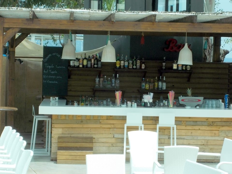 Strandbar DoubleTree by Hilton Antalya-Kemer