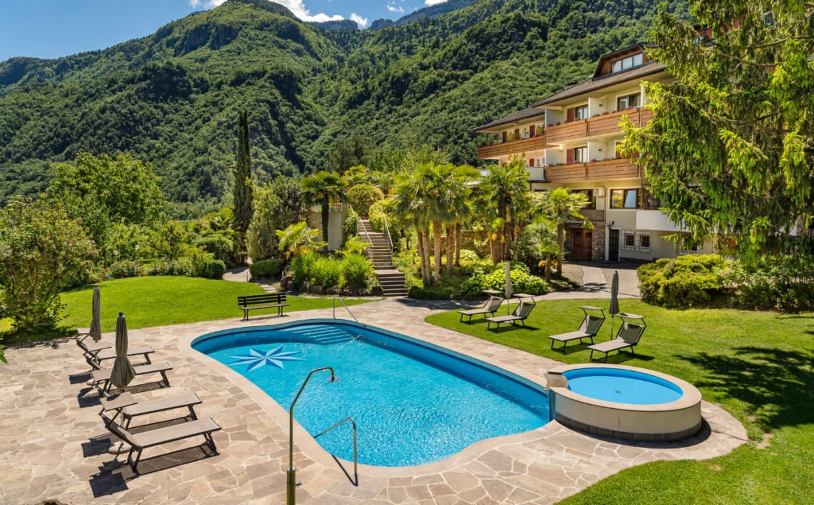 Pool Gardenhotel Wilma