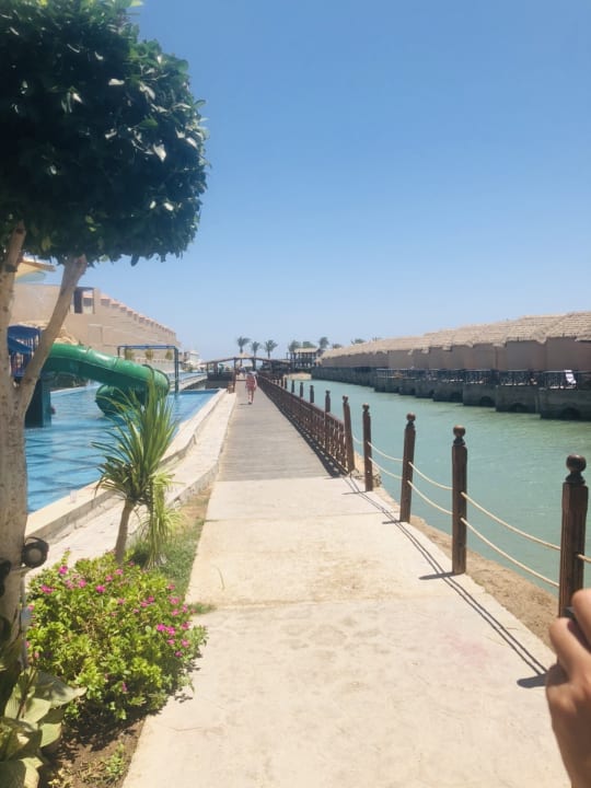 Strand Bellagio Beach Resort & Spa