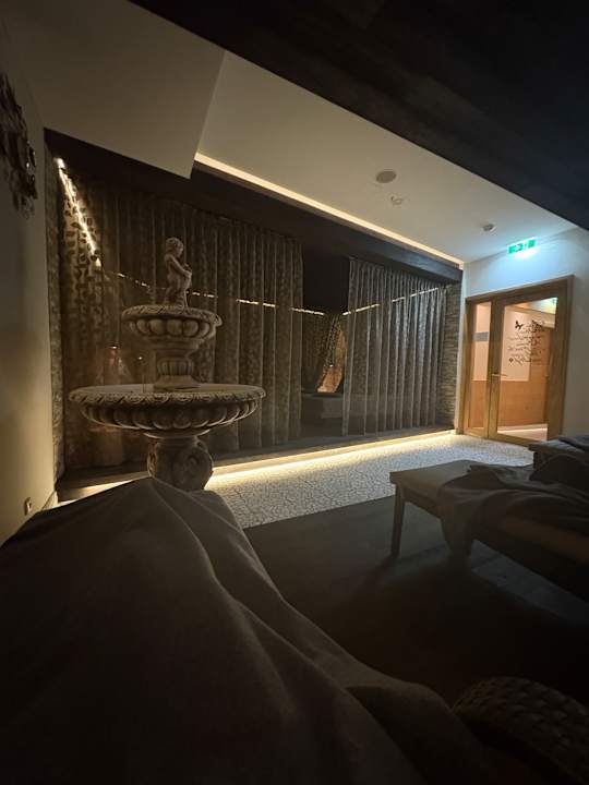 Pool mein romantisches Hotel Toalstock