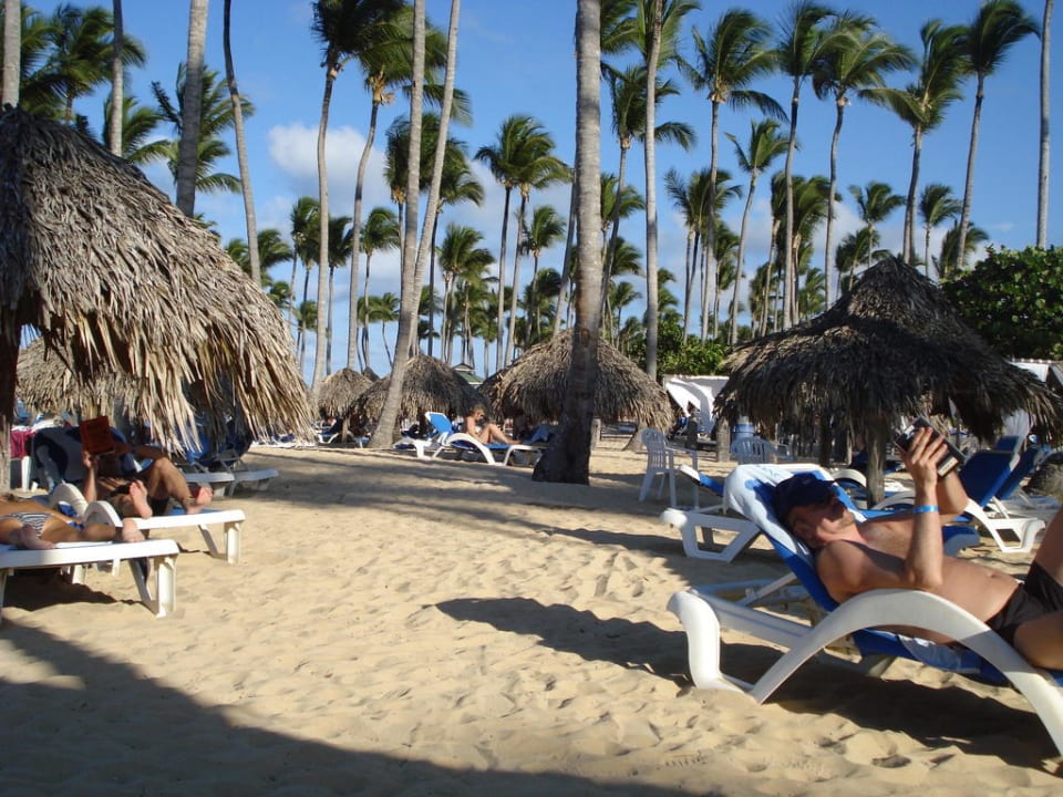 Das Schirmproblem Grand Sirenis Punta Cana Resort & Aquagames