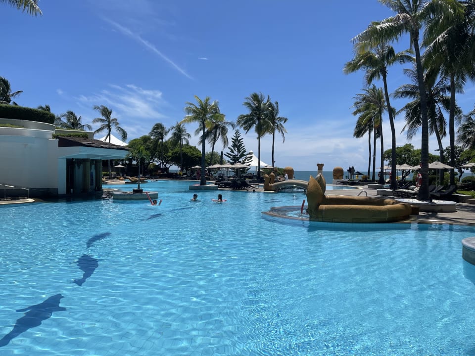 Pool Hilton Hua Hin Resort & Spa