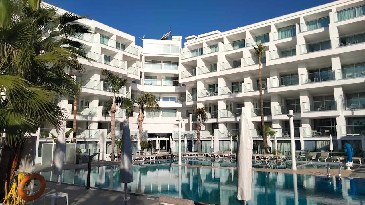 Pool Limanaki Beach Hotel