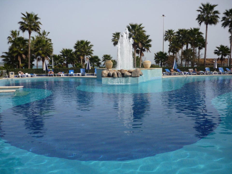 Pool Hipotels Mediterraneo