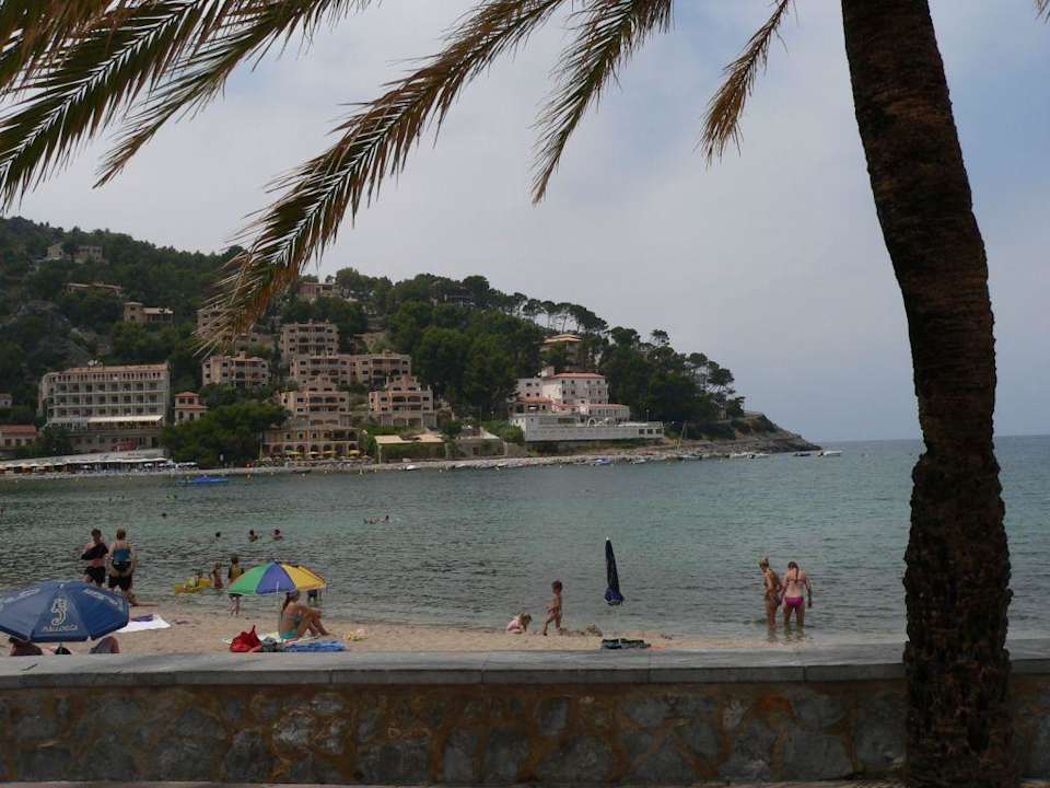 Вид на отель Hotel Citric Soller