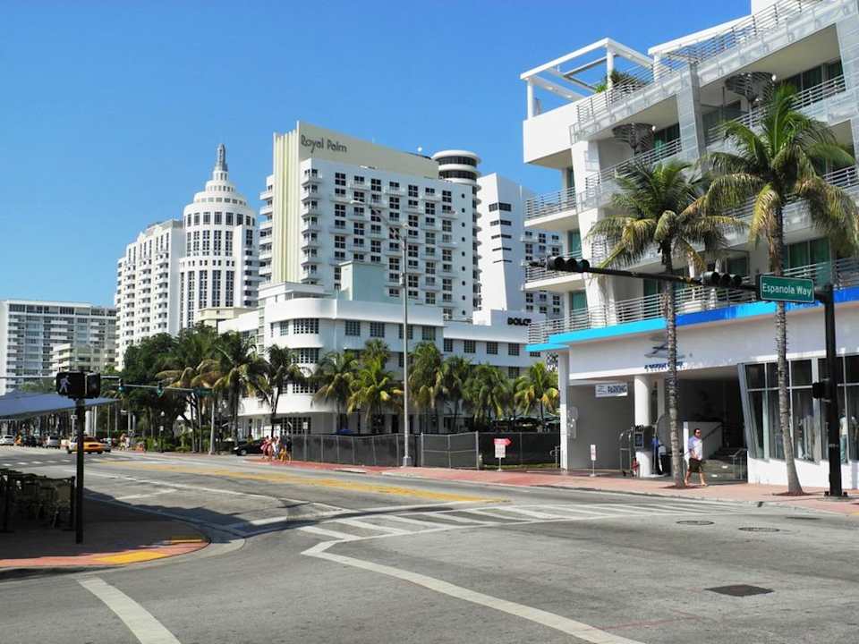 Von der Straße aus gesehen Royal Palm South Beach Miami, a Tribute Portfolio Resort
