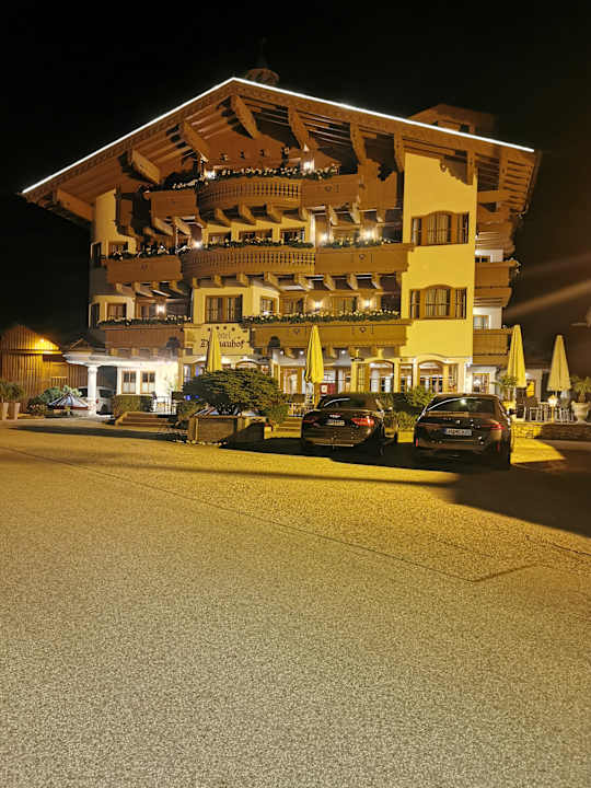 Außenansicht Hotel Dornauhof