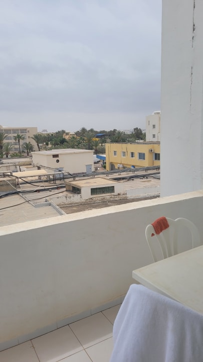 Ausblick Hotel El Mouradi Skanes Beach