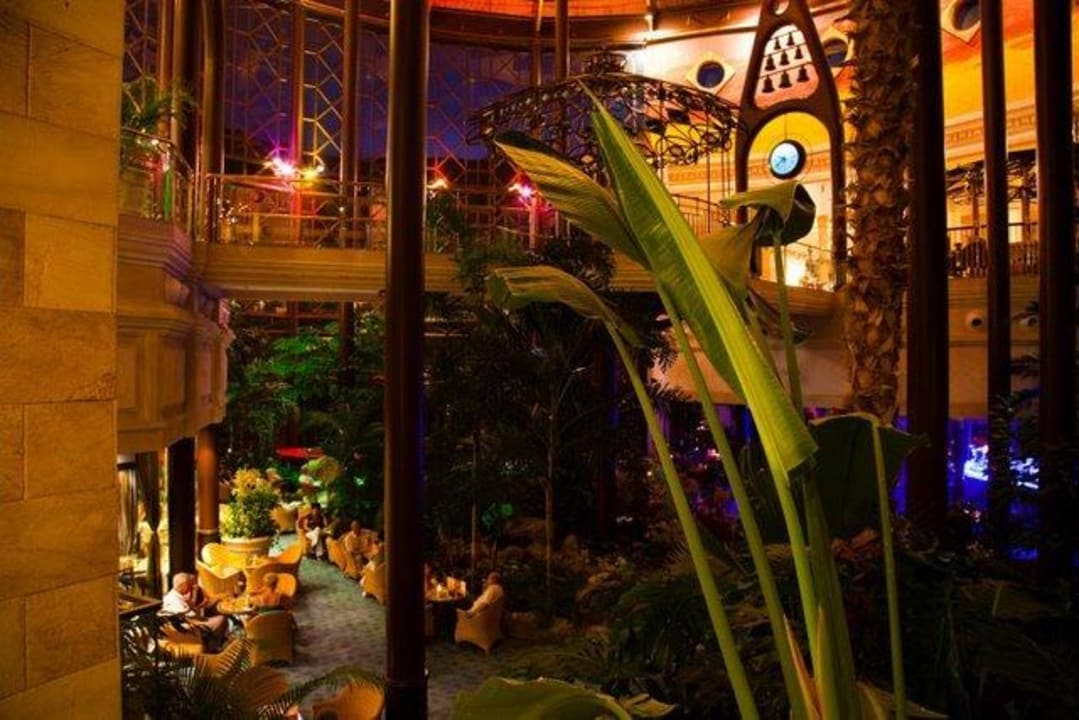 Unten Bar - oben Lobby Hotel Cordial Mogán Playa