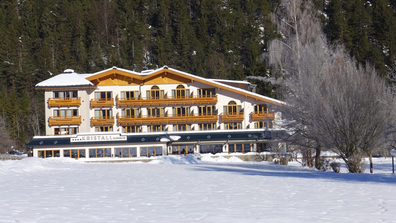 Außenansicht Verwöhnhotel Kristall