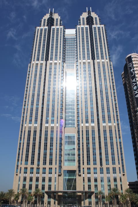 Das Shangri-La, Vorderansicht  Shangri-La Hotel Dubai