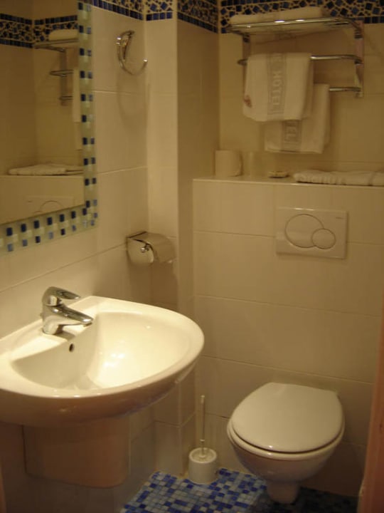 Das Badezimmer Tourisme Hotel