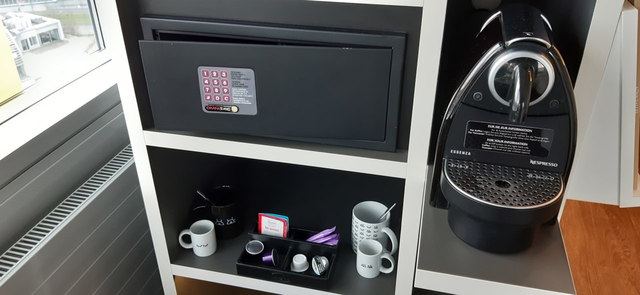 Zimmer INNSiDE by Meliá Düsseldorf Hafen