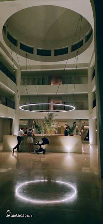 Lobby Serry Beach Resort