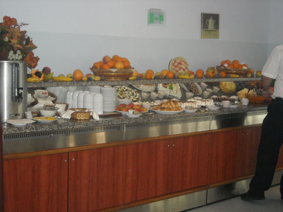 Teil des Buffets Hotel Sineva Beach