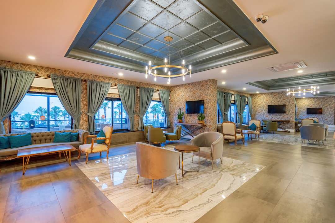 Lobby Justiniano Park Conti