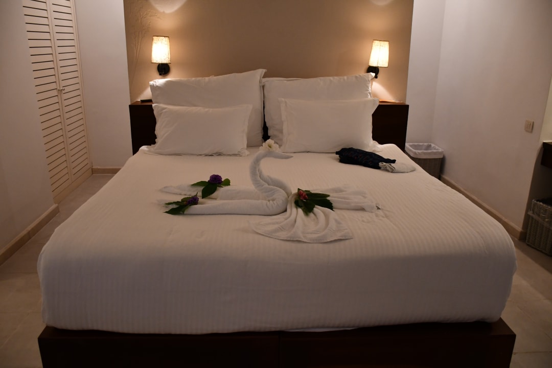 Zimmer Hillside Beach Club