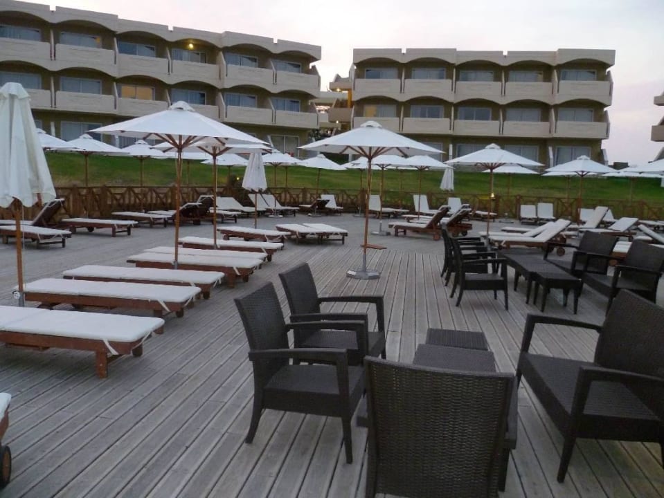 Noch mehr Liegen Hotel Kalithea Horizon Royal