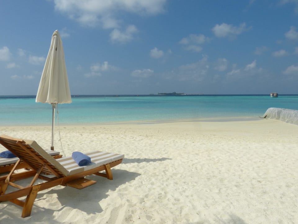 Ausblick Outrigger Maldives Maafushivaru Resort