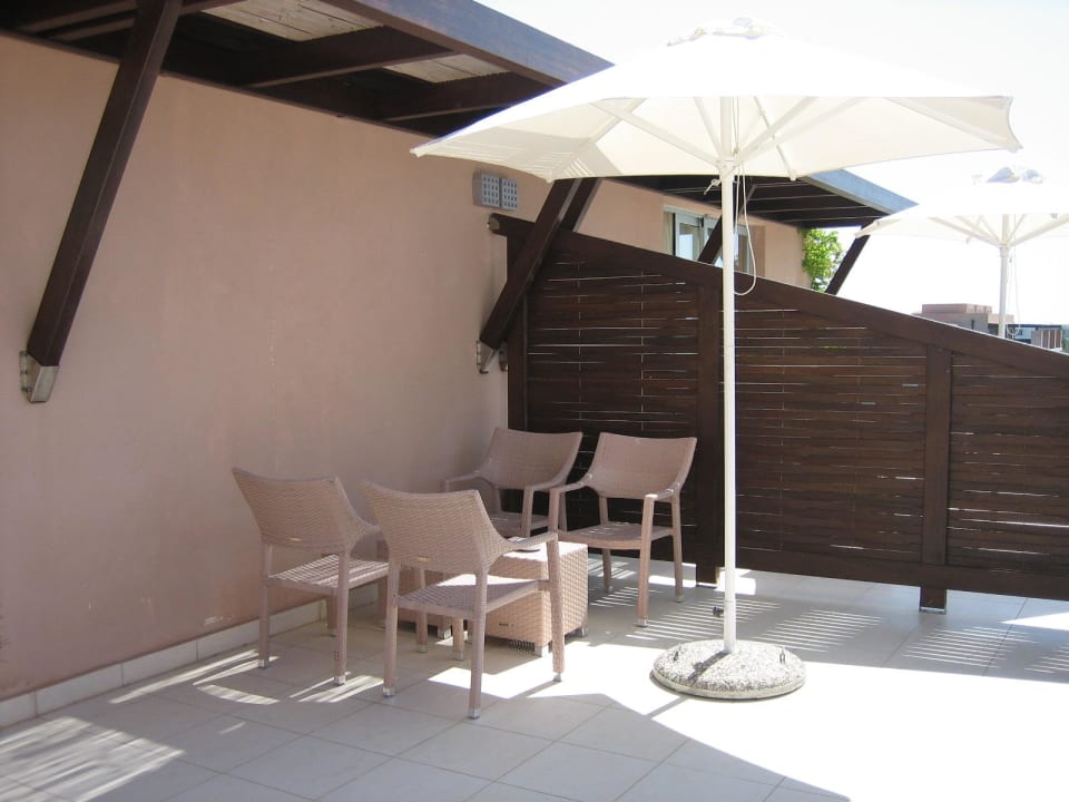 Sehr geräumiger Balkon Atlantica Belvedere Resort