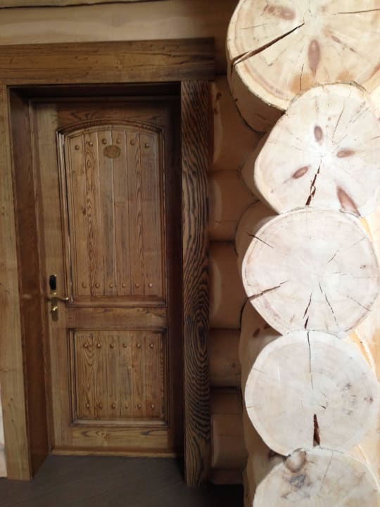 Zedernholz innen Altay  Resort